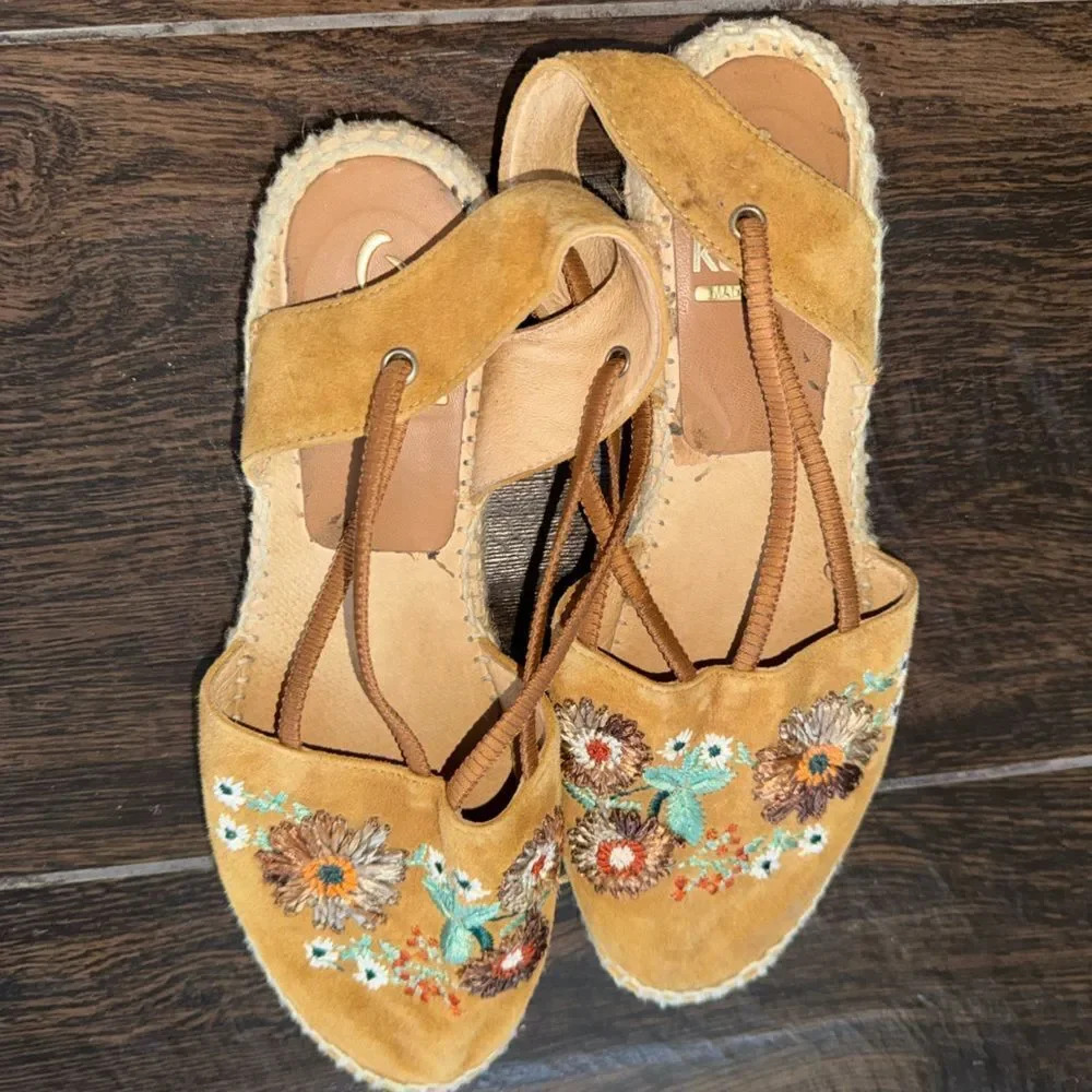 Kanna Sundance Blossom Espadrilles sz 40/US 9